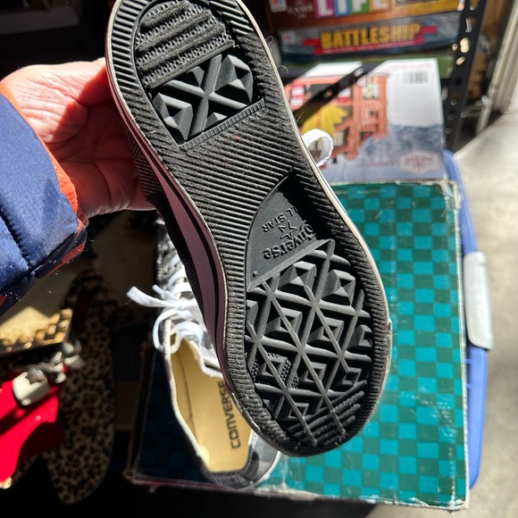 Converse Gray Plaid Sneakers - Picture 3 of 4